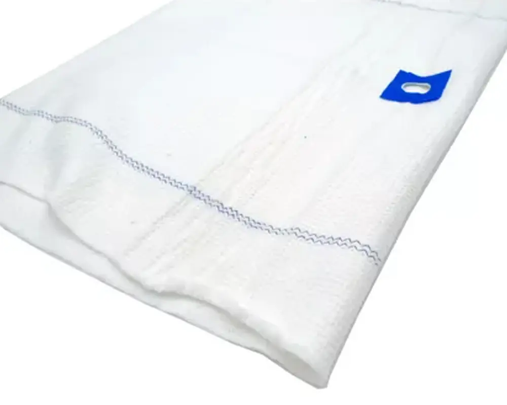 Trapero blanco con ojal Albalux 40x60 cm